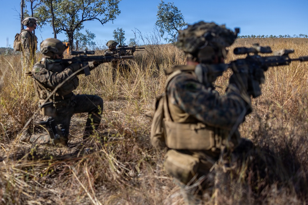 Southern Jackaroo 26: MRF-D Marines conduct platoon live-fire attack range
