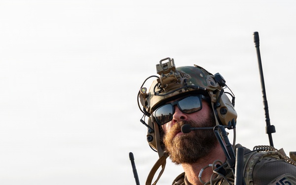 U.S. - French JTACs conduct live fire training