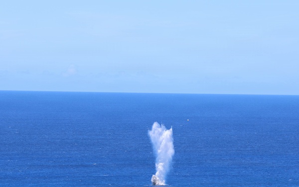 U.S. forces partner with New Zealand in EOD exercise during RIMPAC 26