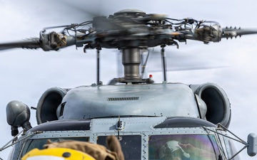 USS Mustin conducts flight operations