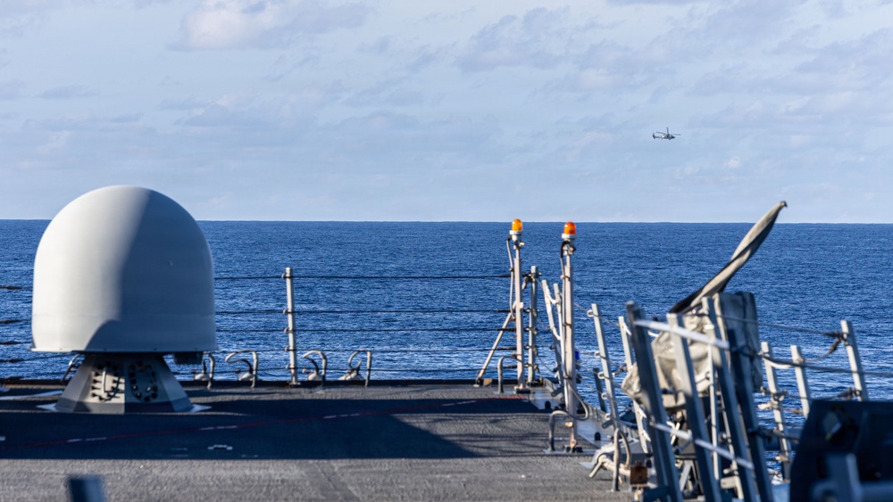 USS Mustin conducts flight operations