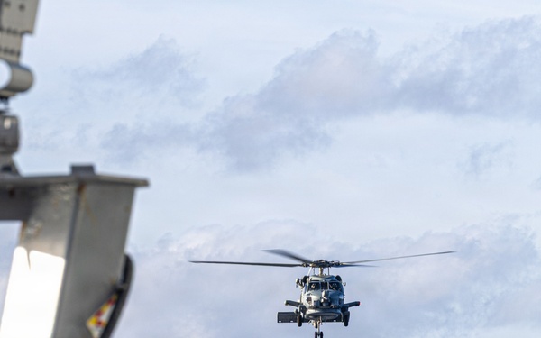 USS Mustin conducts flight operations