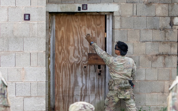 Breaking and Entering: 2CR enhances lethality with close-quarter battle training