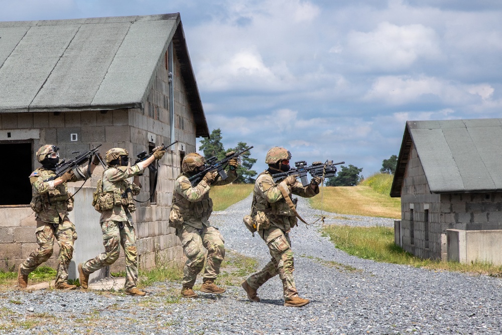 Breaking and Entering: 2CR enhances lethality with close-quarter battle training