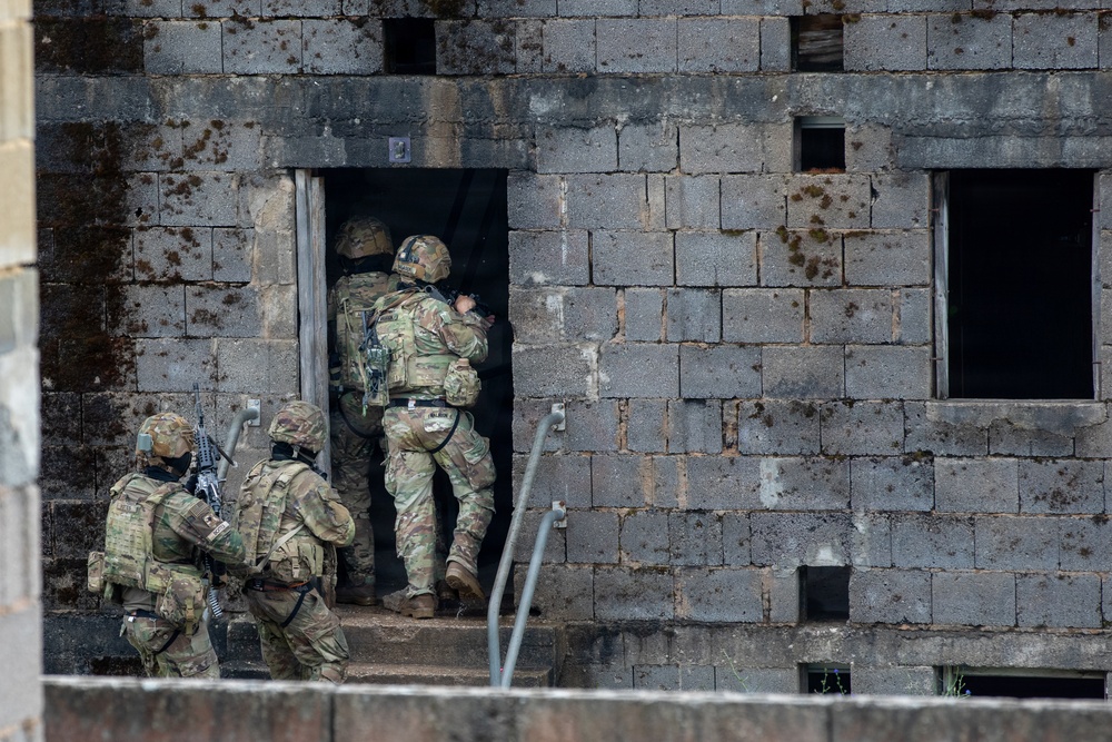 Breaking and Entering: 2CR enhances lethality with force-on-force training