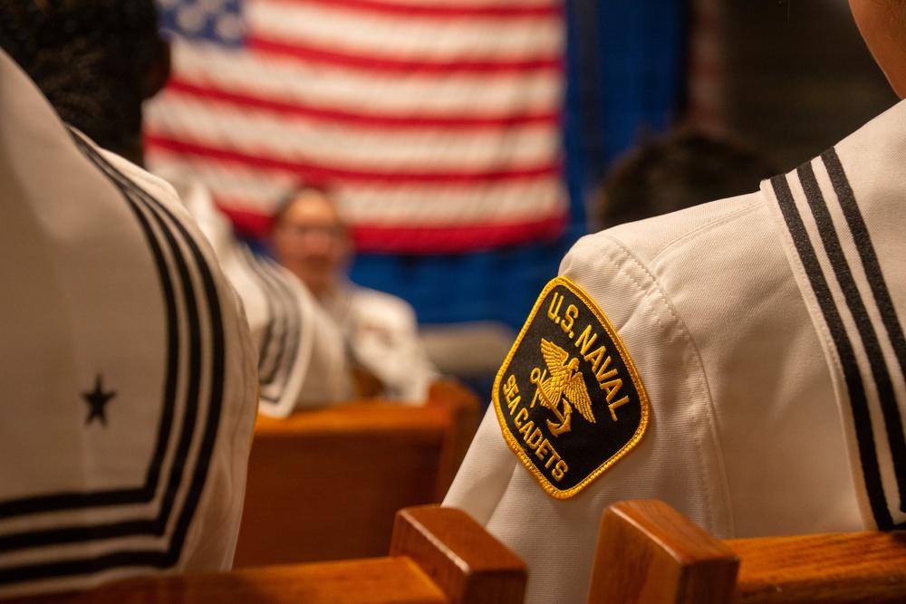 USS Arlington Welcomes Sea Cadets