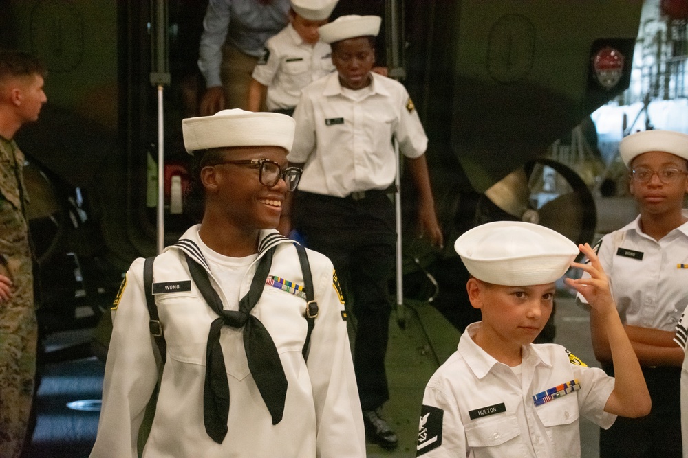 USS Arlington Welcomes Sea Cadets