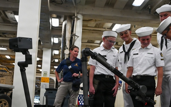 USS Arlington Welcomes Sea Cadets