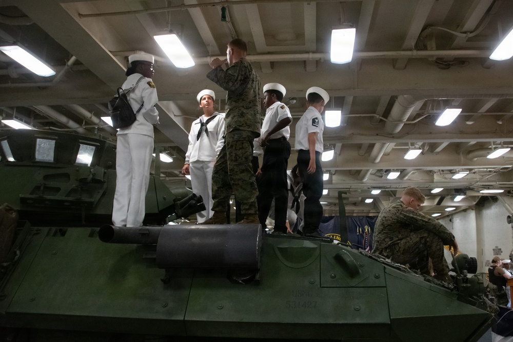 USS Arlington Welcomes Sea Cadets