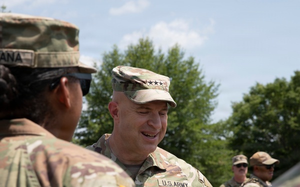 Gen. Stubbs and Command Sgt. Maj. Kendrick visit JTF-DC Guardsmen