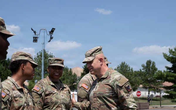 Gen. Stubbs and Command Sgt. Maj. Kendrick visit JTF-DC Guardsmen