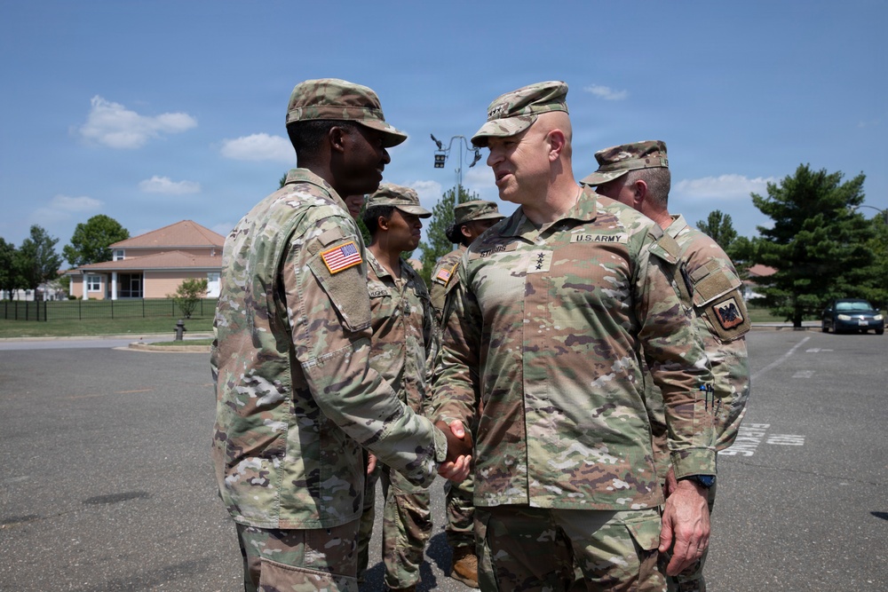 Gen. Stubbs and Command Sgt. Maj. Kendrick visit JTF-DC Guardsmen