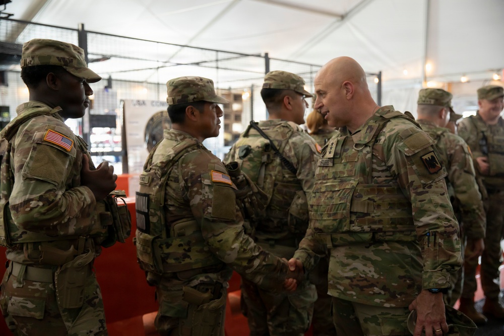 Gen. Stubbs and Command Sgt. Maj. Kendrick visit JTF-DC Guardsmen