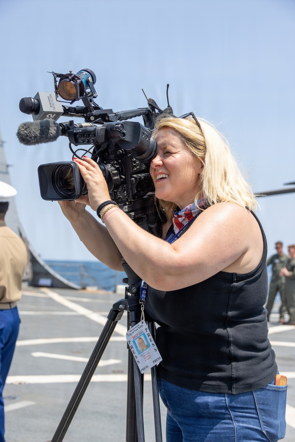 USS Arlington (LPD-24) Arrives for INR 250