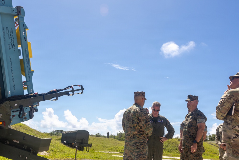 PACOM commander visits Marines with III Marine Expeditionary Force