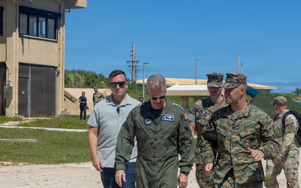 PACOM commander visits Marines with III Marine Expeditionary Force