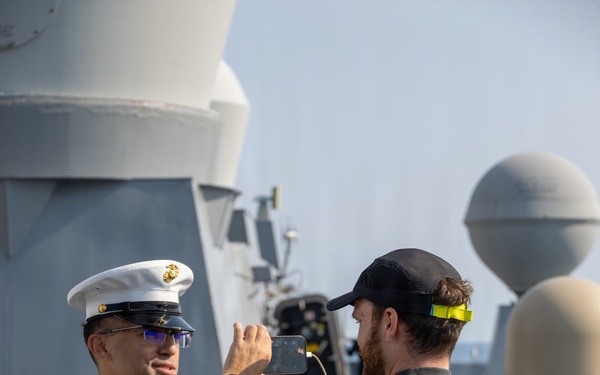 USS Arlington (LPD-24) Arrives for INR 250