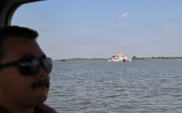Coast Guard Station Philadelphia Conducts Patrols Amid FIFA World Cup, Joint Session of Congress, and America250