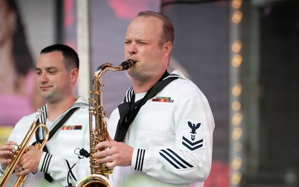 Navy Band Northeast performs at Duffy Square