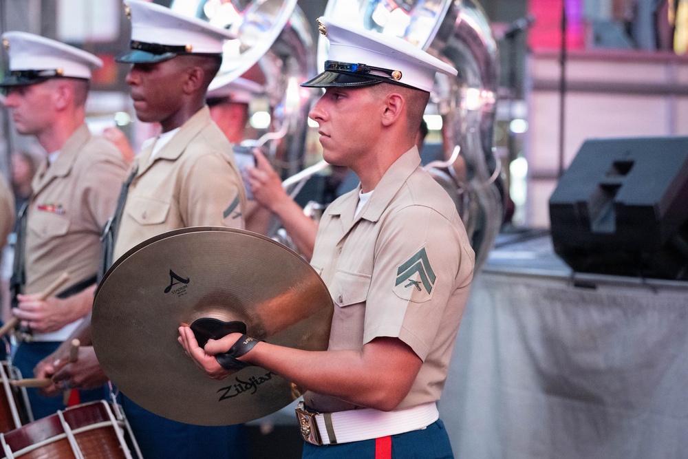 2nd Marine Division Band, performs at Duffy Square