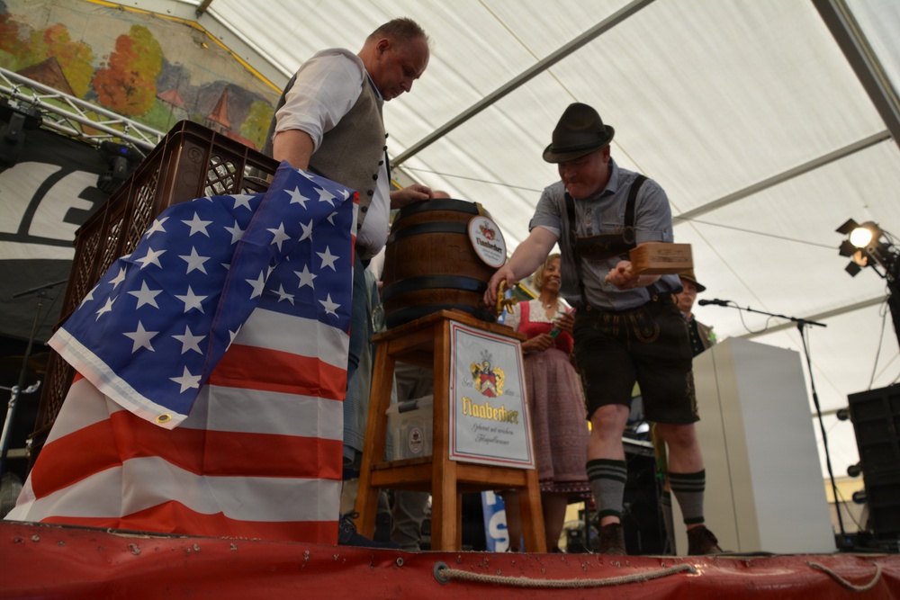 Keg tapping