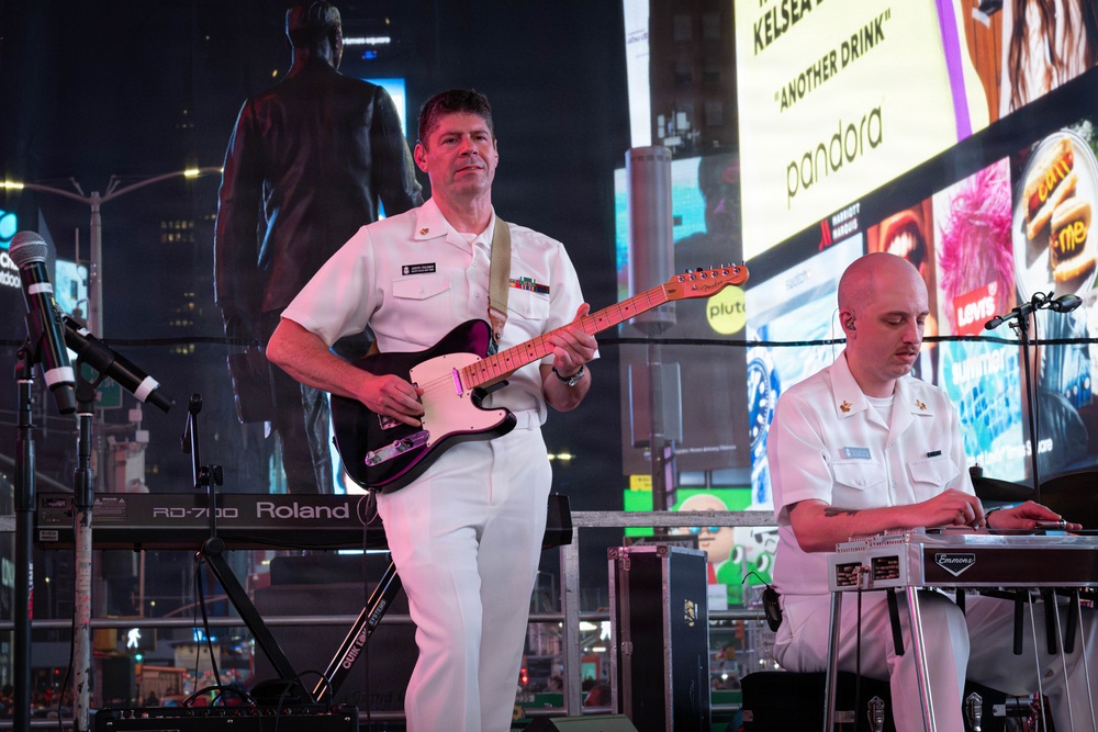 U.S. Navy Band Country Current performs at Duffy Square