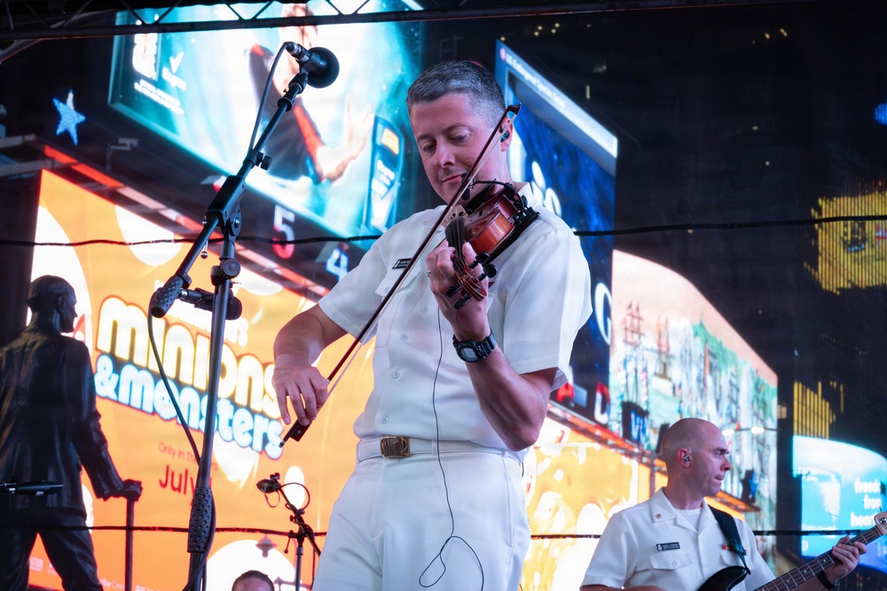 U.S. Navy Band Country Current performs at Duffy Square