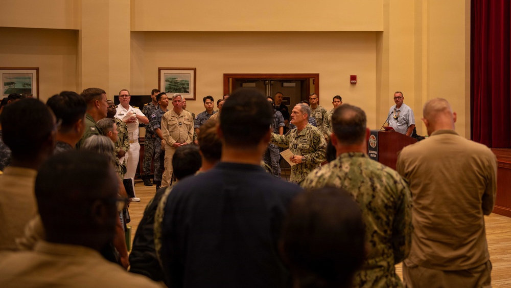 Vice Admiral. Jablon gives RIMPAC PHOTOEX Brief