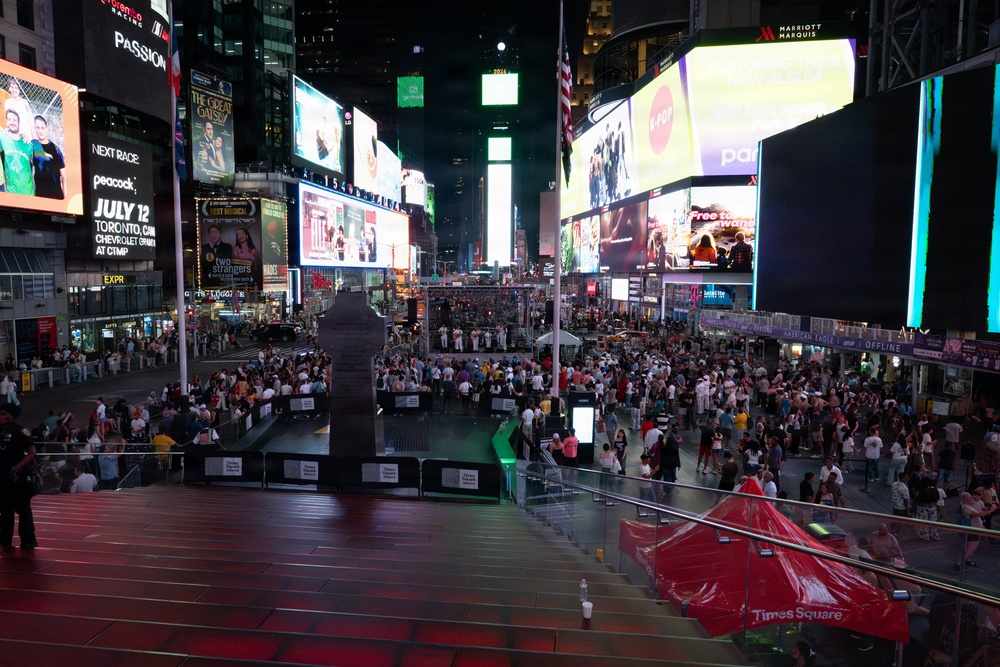 U.S. Navy Band Country Current performs at Duffy Square