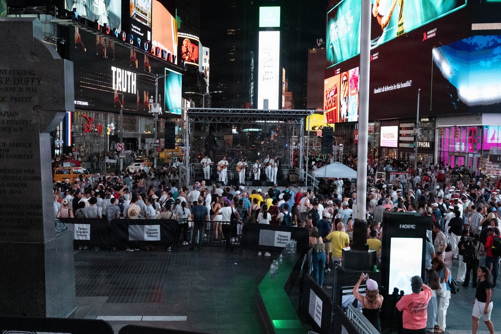 U.S. Navy Band Country Current performs at Duffy Square