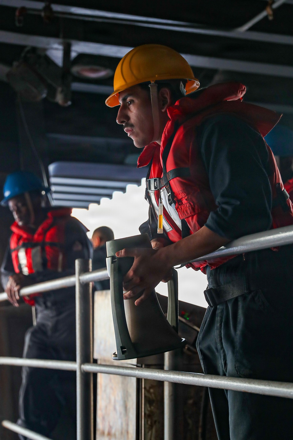 George Washington Sailors Participate in Small-boat Evolution