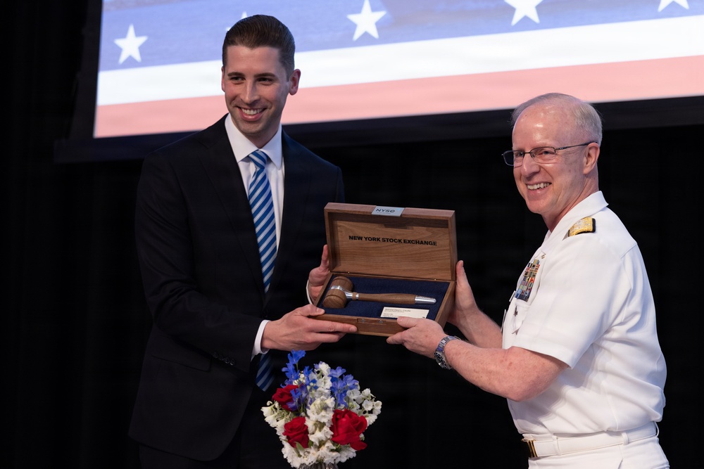 U.S. Service members attend opening Bell Ceremony at New York Stock Exchange