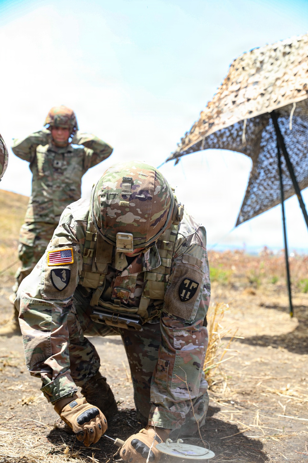1600th EOD Company Perform Disposal Operations