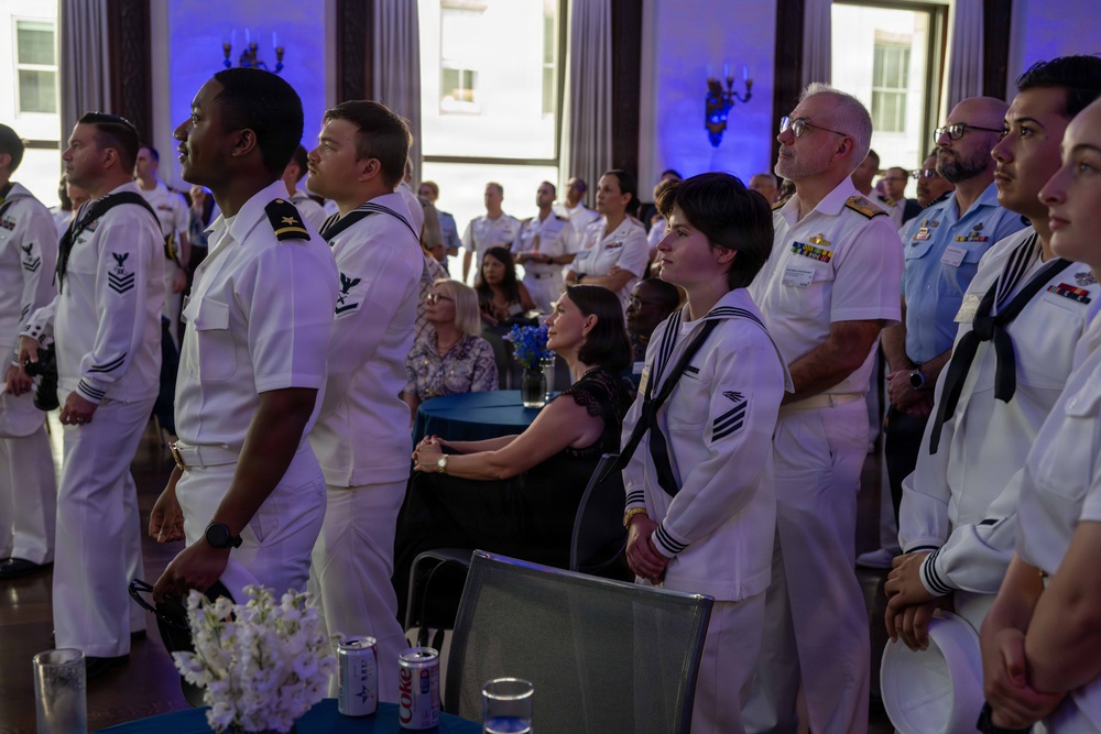 CNO Attends New York Stock Exchange Closing Bell Ceremony