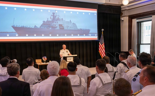 CNO Attends New York Stock Exchange Closing Bell Ceremony