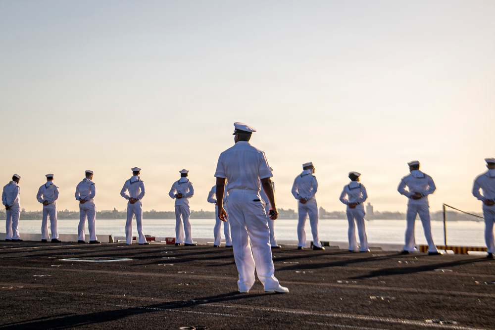 Nimitz Anchors in New York Harbor During International Naval Review 250