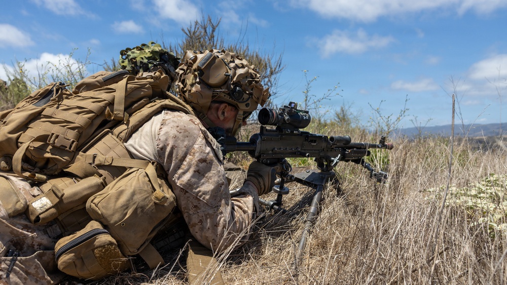 13th MEU Conducts a Vertical Assault Raid