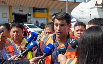 Joint Security Cooperation Group - Panama provides support for Venezuelan relief with Panamanian partners