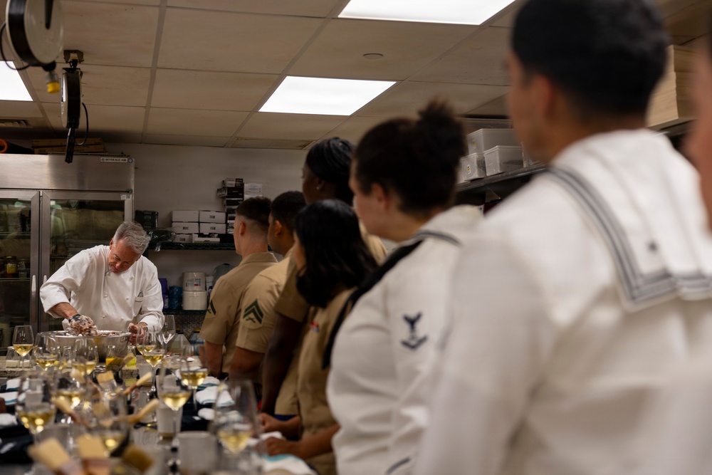 INR 250 U.S. Servicemembers Cook With Daugherty