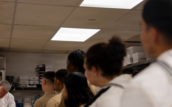 INR 250 U.S. Servicemembers Cook With Daugherty