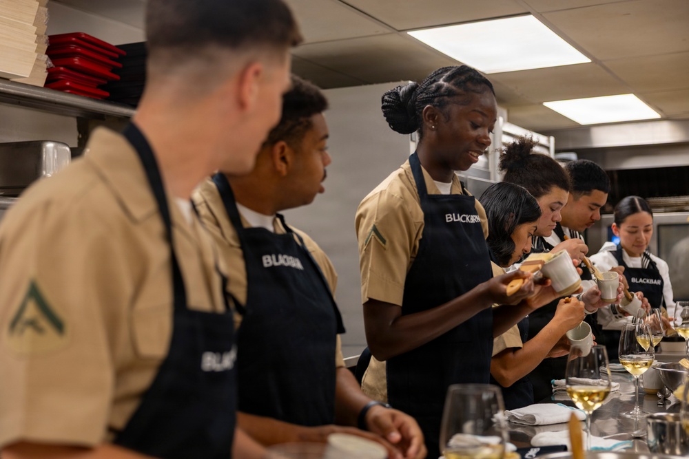 INR 250 U.S. Servicemembers Cook With Daugherty