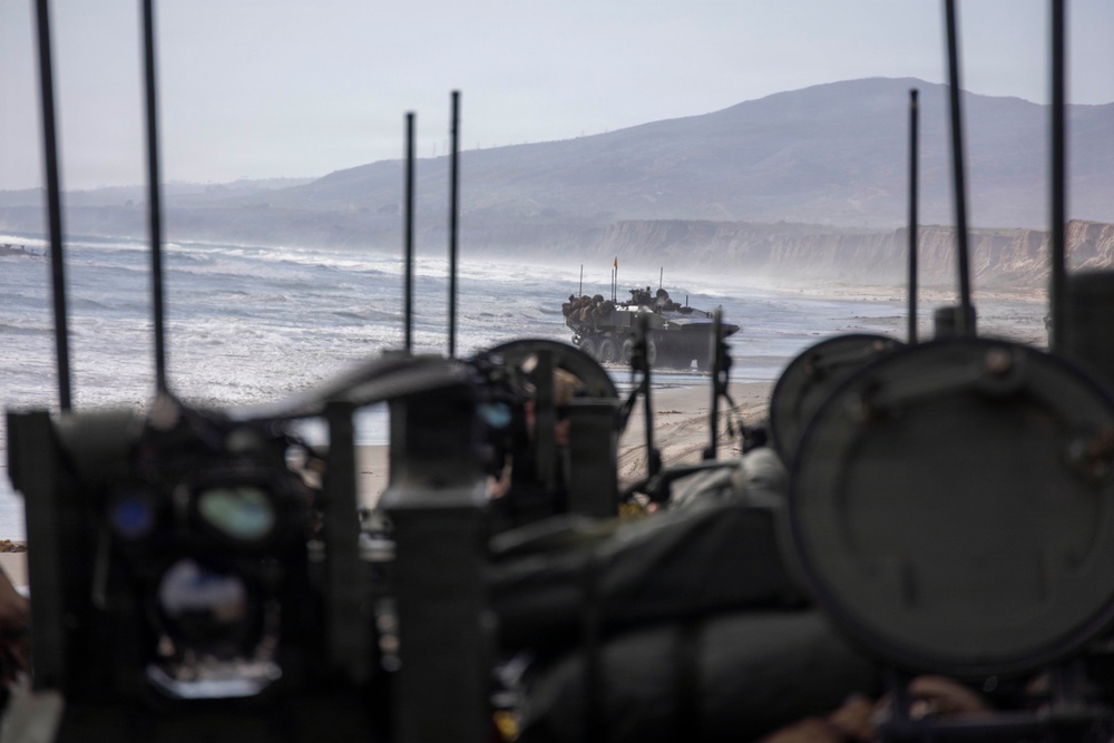 BLT 2/4 Conducts a Ship to Shore Movement Aboard USS Anchorage