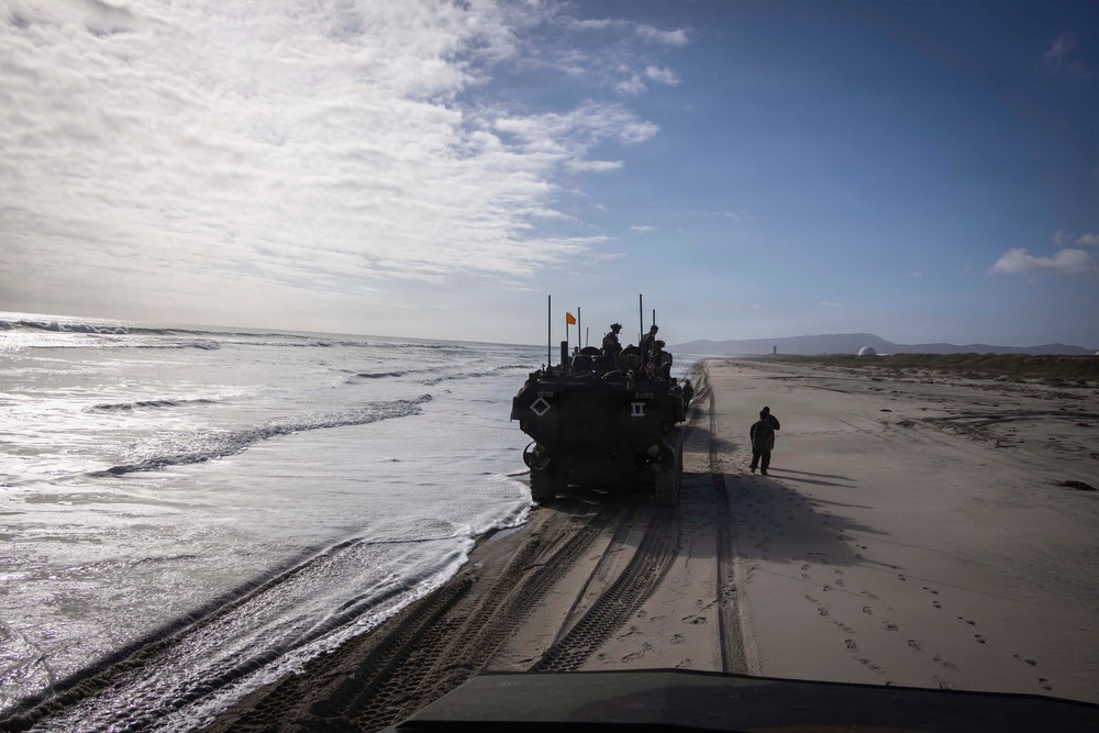 BLT 2/4 Conducts a Ship to Shore Movement Aboard USS Anchorage
