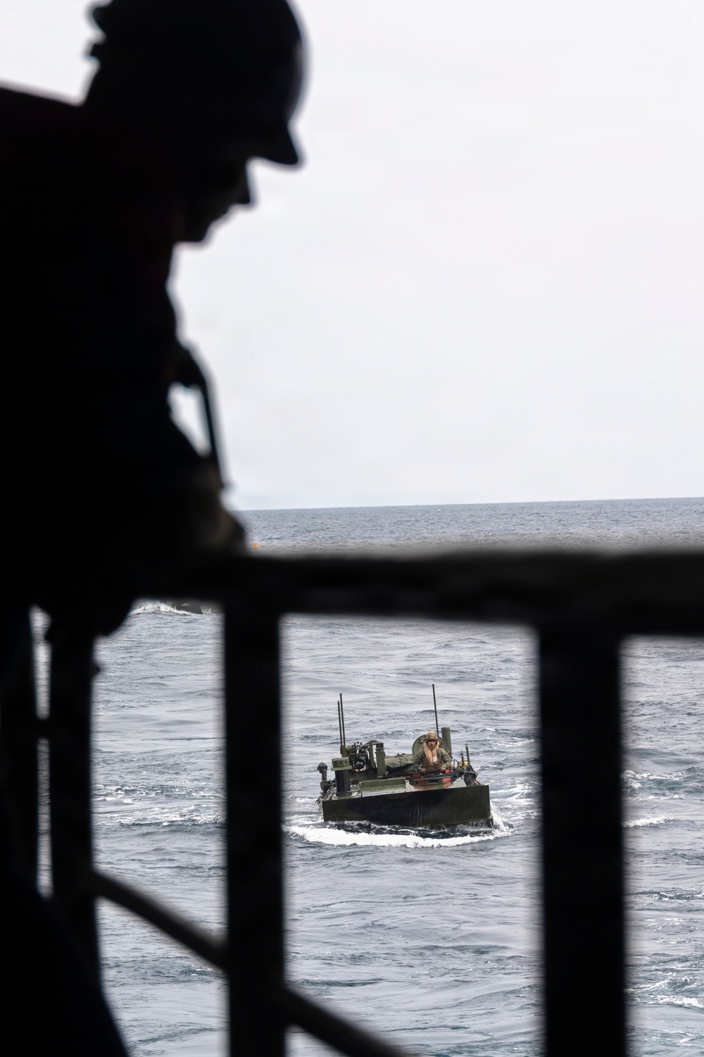 BLT 2/4 Conducts ACV Qualifications aboard USS Anchorage