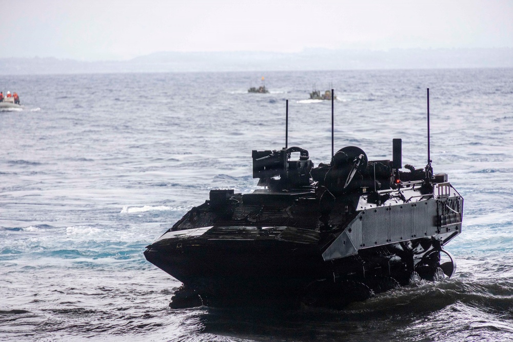 BLT 2/4 Conducts ACV Qualifications aboard USS Anchorage
