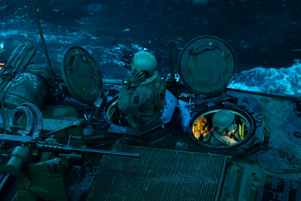 BLT 2/4 Conducts ACV Qualifications aboard USS Anchorage