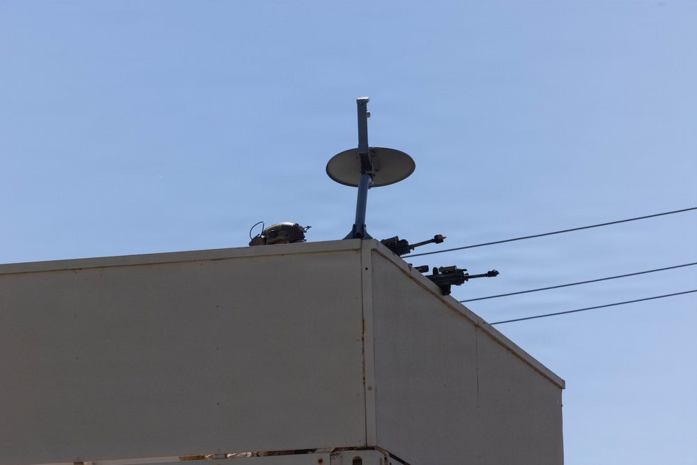 BLT 2/4 conducts a vertical assault Raid