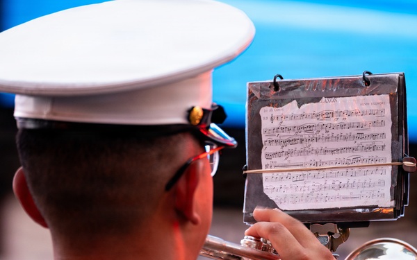 INR 250 USMC Band at Times Square