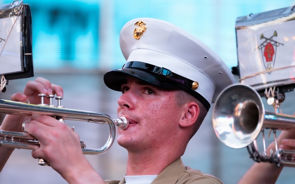 INR 250 USMC Band at Times Square