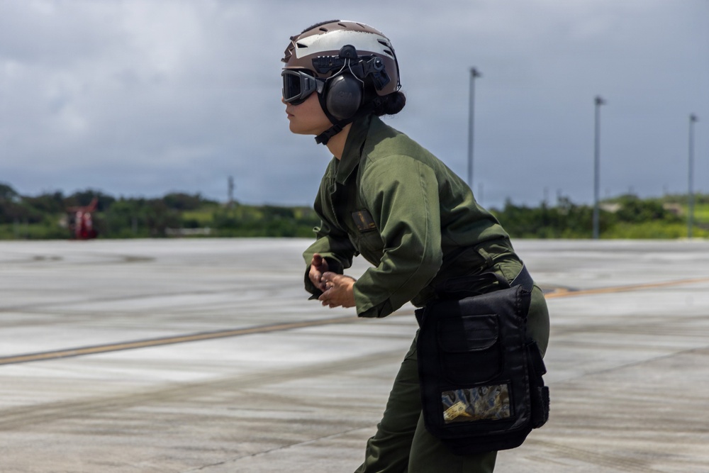 U.S. Marines continue flight operations during Valiant Shield 2026